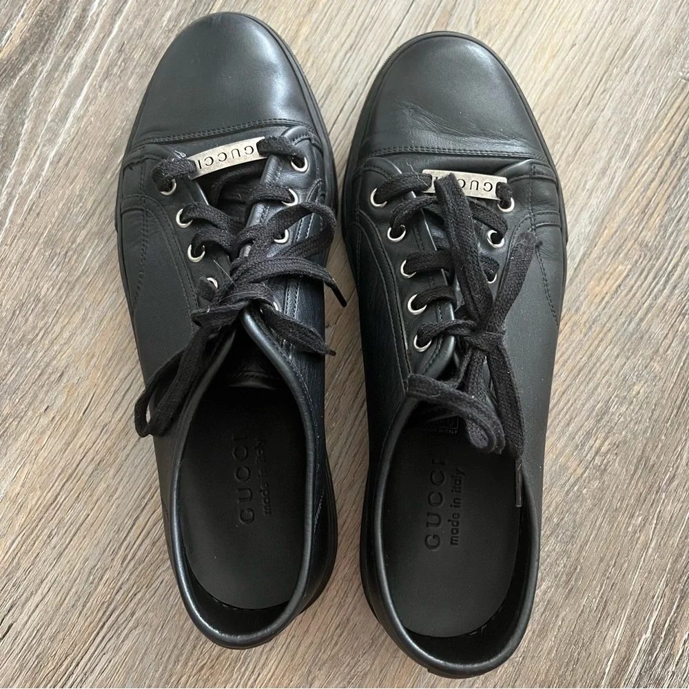 Gucci classic leather low top sneakers
